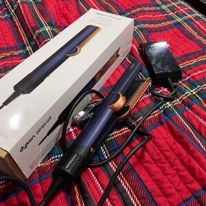 Dyson Airstrait in Blue and Gold